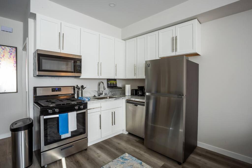 Luxurious Furnished Studio W Full Kitchen In Sd San Diego Exterior photo