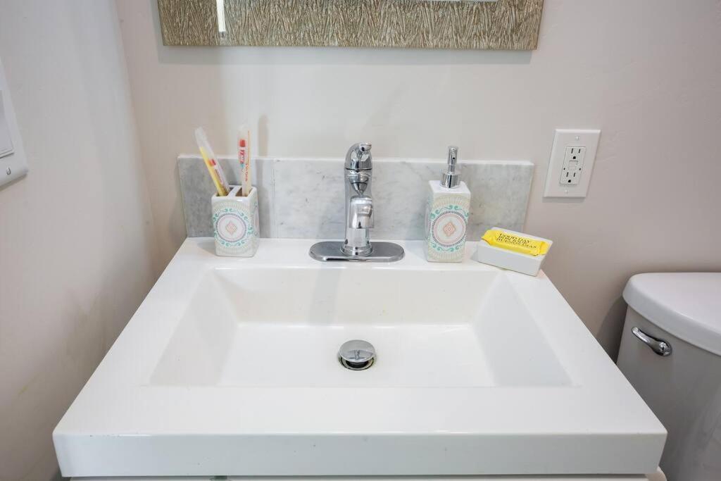 Luxurious Furnished Studio W Full Kitchen In Sd San Diego Exterior photo